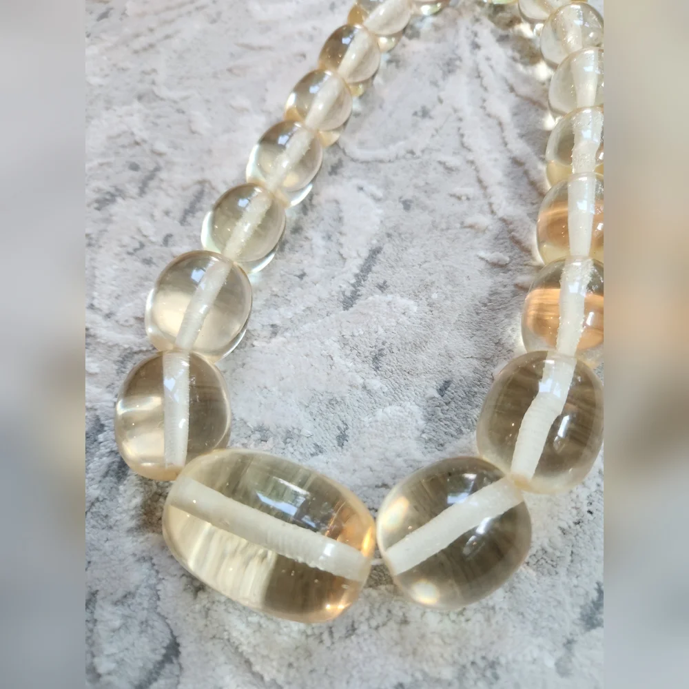Chunky Acrylic Statement Necklace w/Screw Clasp - Picture 9 of 17